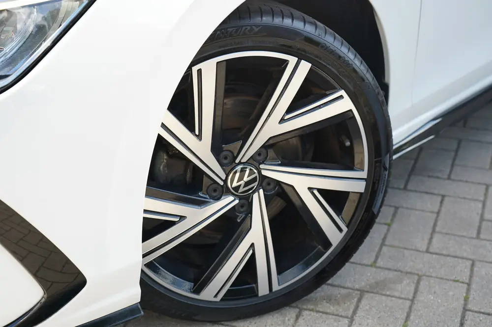 Volkswagen Golf 1.0 TSI Life Business LED/R LINE uit 2020, foto 9