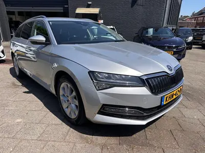 Skoda Superb 1.4 TSI 218pk iV Business Edition uit 2023
