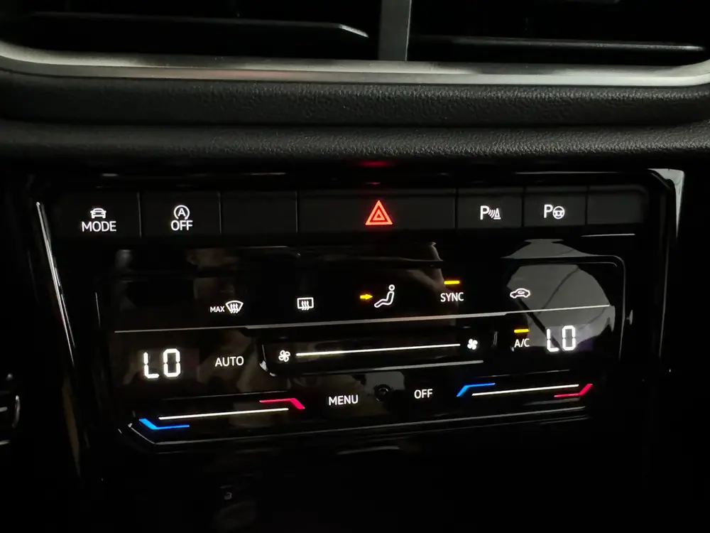 Volkswagen T-Roc 1.5 TSI Life Keyless|Front Assist|Camera|La uit 2024, foto 14