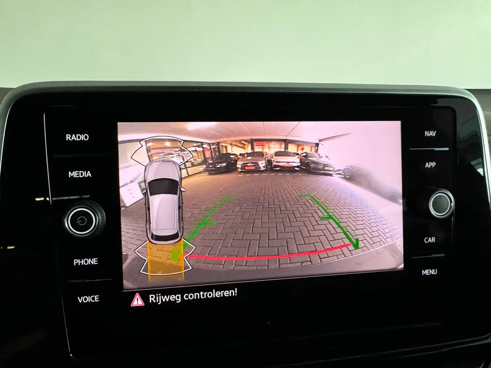 Volkswagen T-Roc 1.5 TSI Life Keyless|Front Assist|Camera|La uit 2024, foto 17