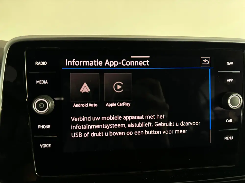 Volkswagen T-Roc 1.5 TSI Life Keyless|Front Assist|Camera|La uit 2024, foto 19