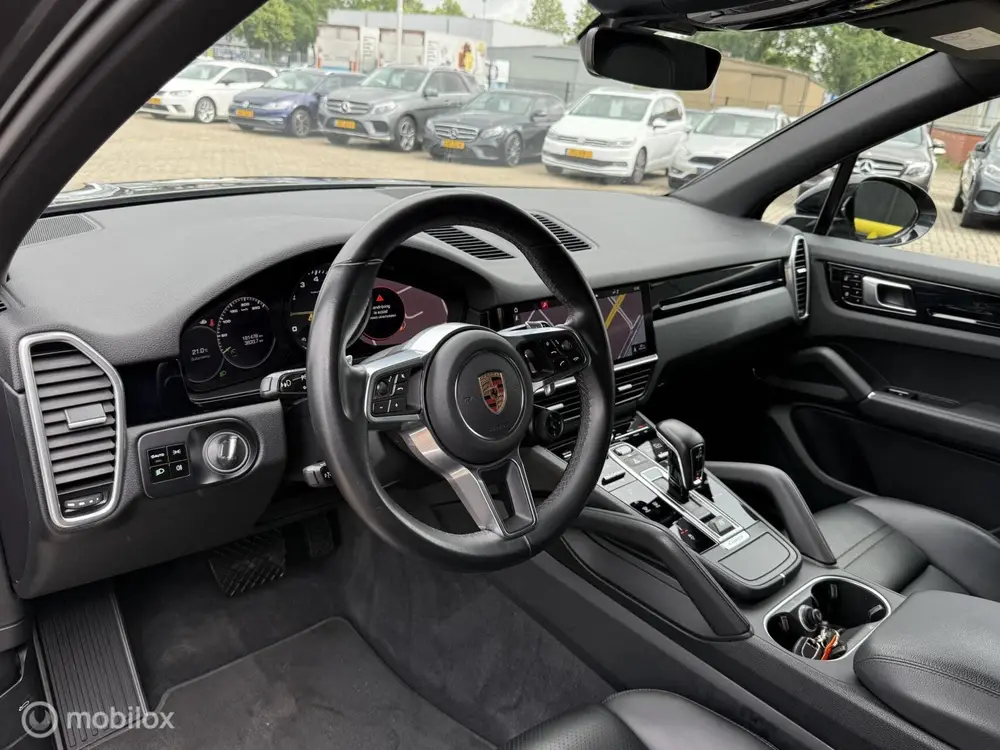 Porsche Cayenne 3.0 E-Hybrid SPORT DESIGN uit 2020, foto 12