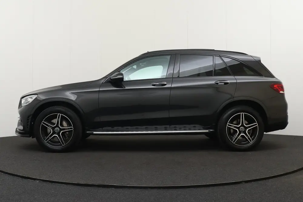 Mercedes-Benz GLC GLC 300e 4MATIC AMG Pano-dak Adapt.Cruise uit 2022, foto 5