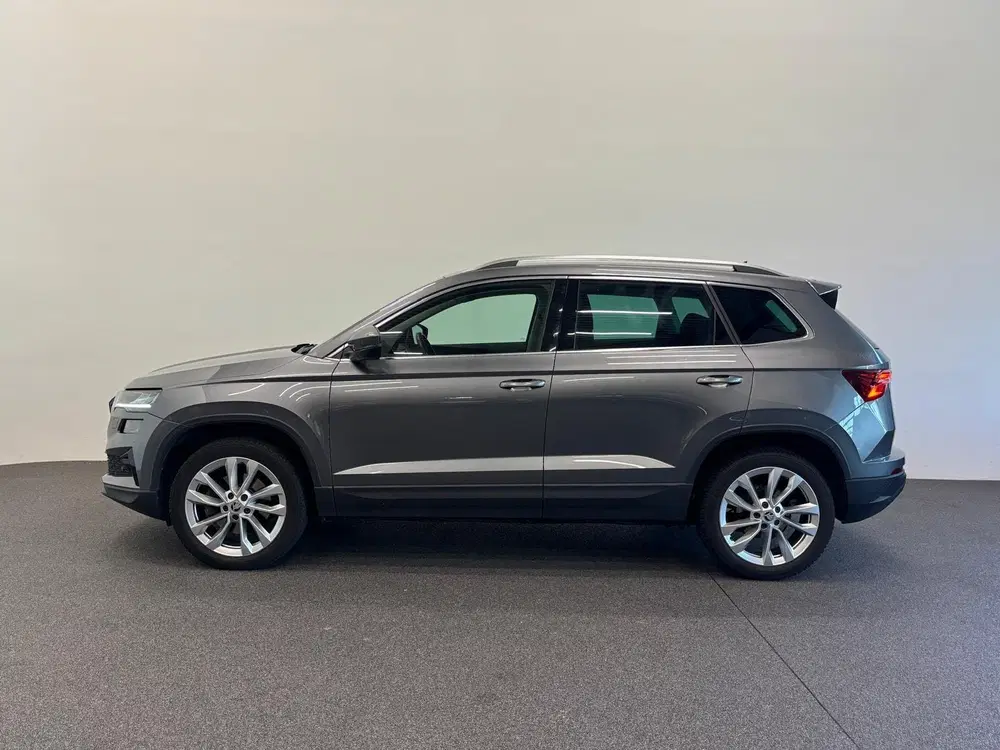 Skoda Karoq 1.5 TSI 150pk DSG Style Navigatie Apple Ca uit 2023, foto 4