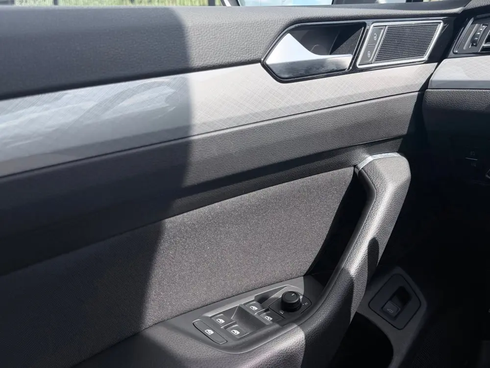 Volkswagen Passat Variant 1.5 TSI Business | Carplay | PDC | uit 2022, foto 14