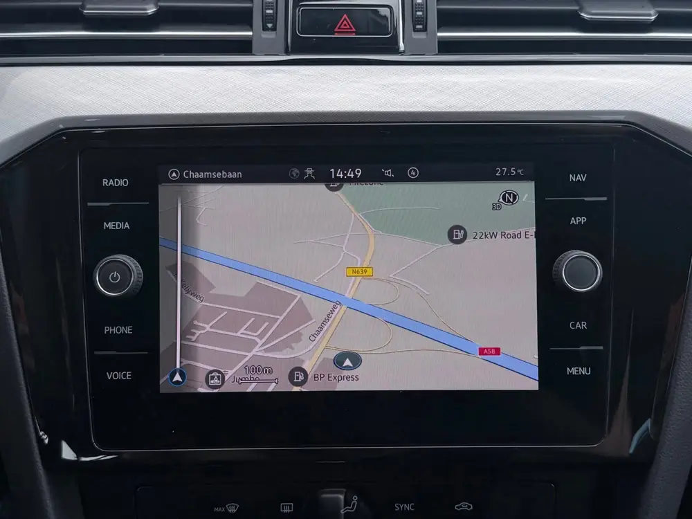 Volkswagen Passat Variant 1.5 TSI Business | Carplay | PDC | uit 2022, foto 20