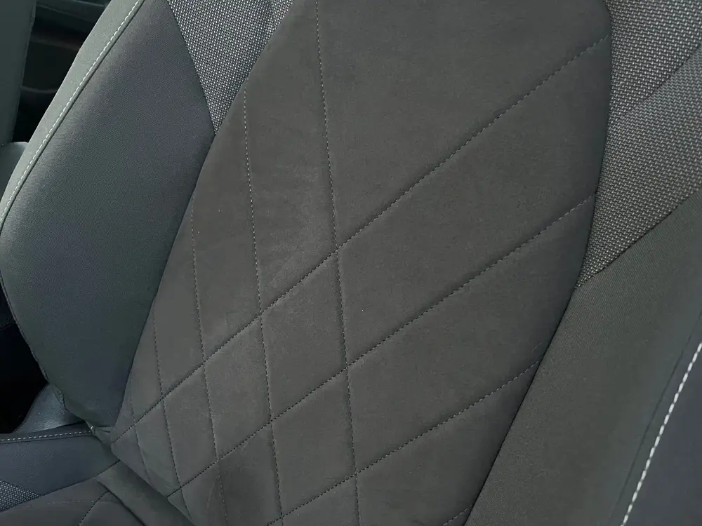 Volkswagen GOLF 8 eHybrid KeyLess|Alcantara|NAP CarPass! uit 2024, foto 10