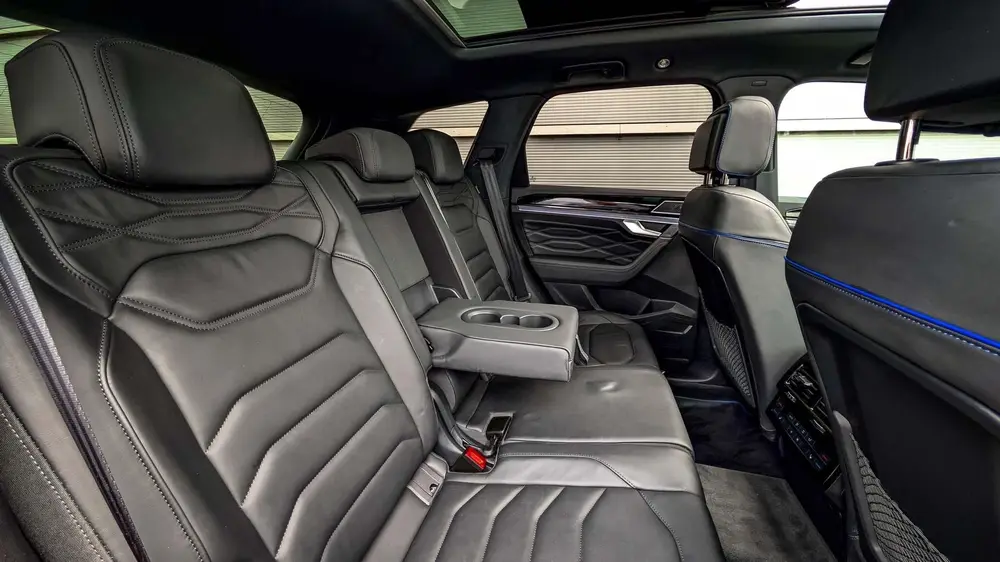 Volkswagen Touareg R 3.0 TSI eHybrid 462pk 4MOTION | SoH 100 uit 2025, foto 20
