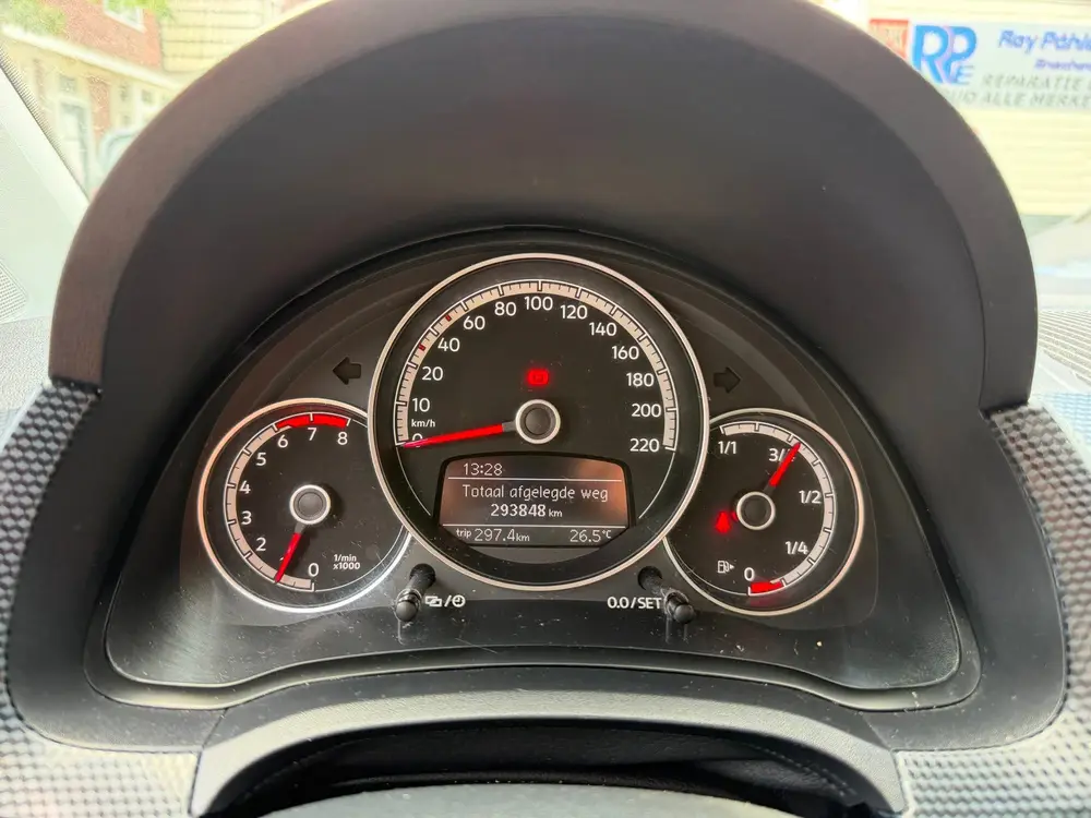 Volkswagen Up! 1.0 BMT move up! Wrap uit 2020, foto 16
