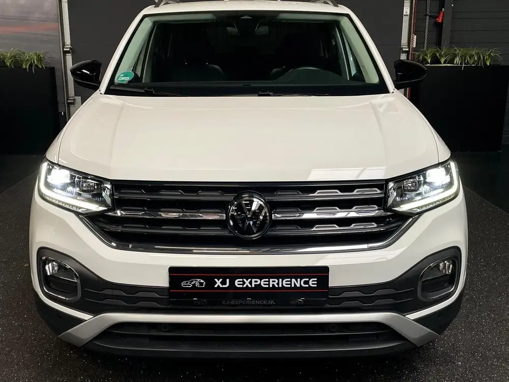 Volkswagen T-Cross Style NAVI 150 PK 18"" uit 2020, foto 8