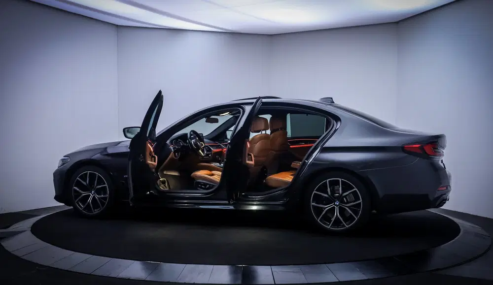 BMW 5-serie 5 Serie 530iA M-SPORT High Executive LASER uit 2021, foto 9