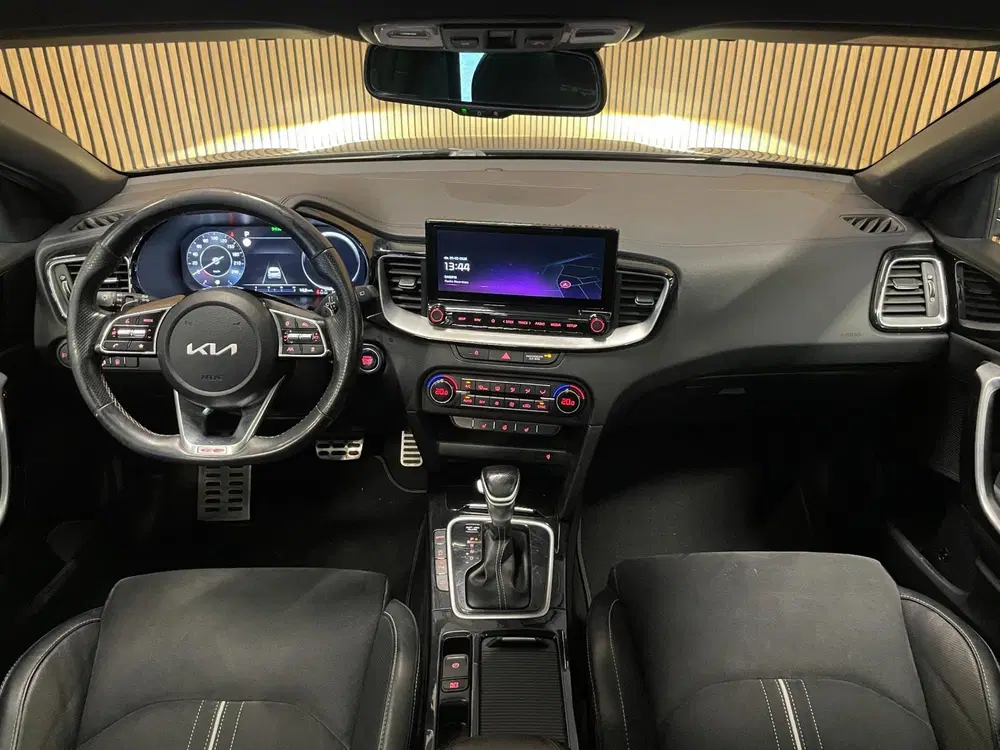 Kia Ceed 1.5 T-GDi GT-Line uit 2022, foto 8