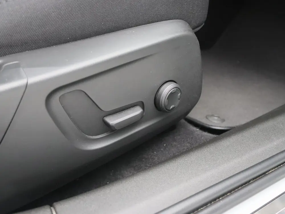 Polestar 2 Long Range Single Motor 78kWh 231PK 93% SoH [ PIL uit 2022, foto 17