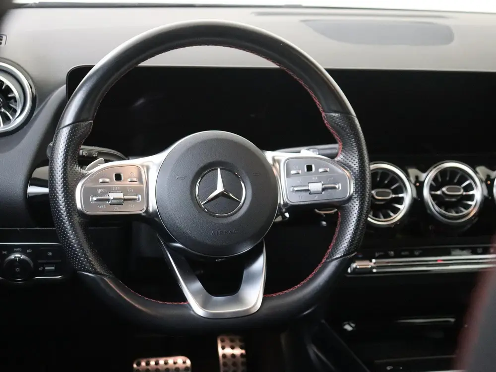 Mercedes-Benz GLA 250 e AMG Line Sfeerverlichting uit 2023, foto 10