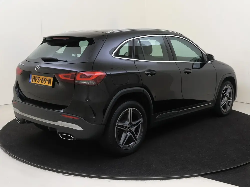 Mercedes-Benz GLA 250 e AMG Line Sfeerverlichting uit 2023, foto 4