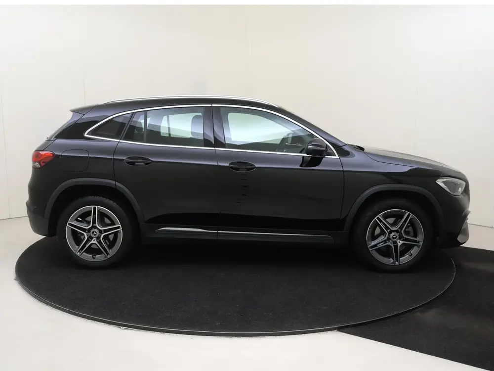 Mercedes-Benz GLA 250 e AMG Line Sfeerverlichting uit 2023, foto 9