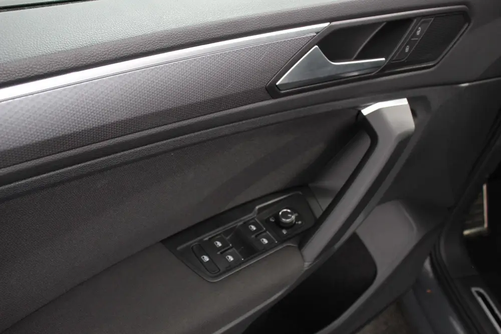 Volkswagen Tiguan 1.5 TSI DSG Active Navigatie App connect W uit 2023, foto 11