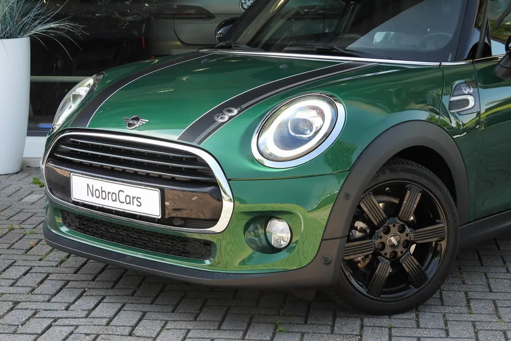 Mini Hatchback Cooper Automaat uit 2019, foto 6