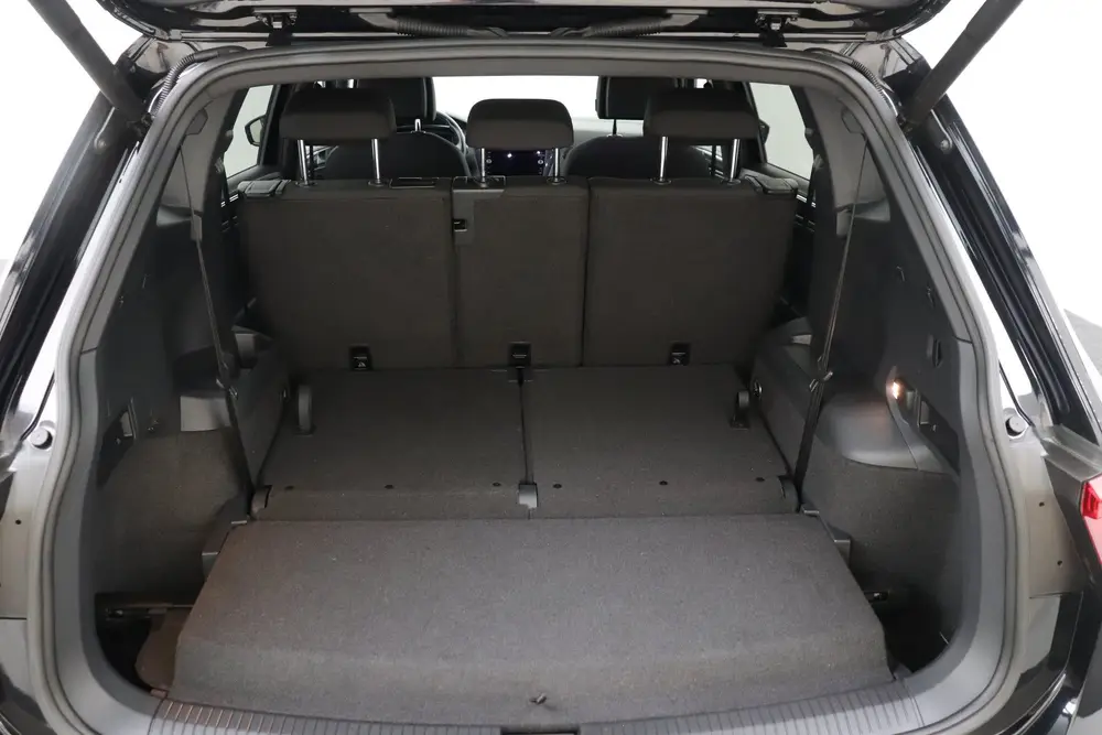 Volkswagen Tiguan Allspace 1.5 150 PK Aut. R-Line 7p. Trekha uit 2020, foto 15