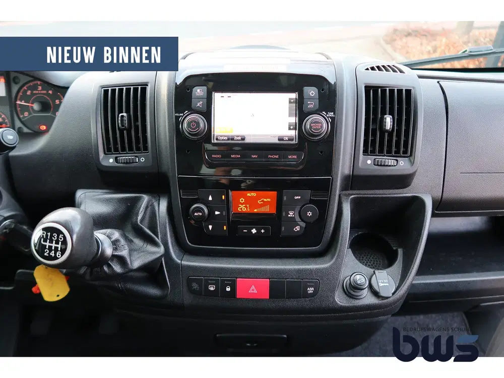 Peugeot Boxer 2.2 BlueHDi 165 3 uit 2023, foto 5