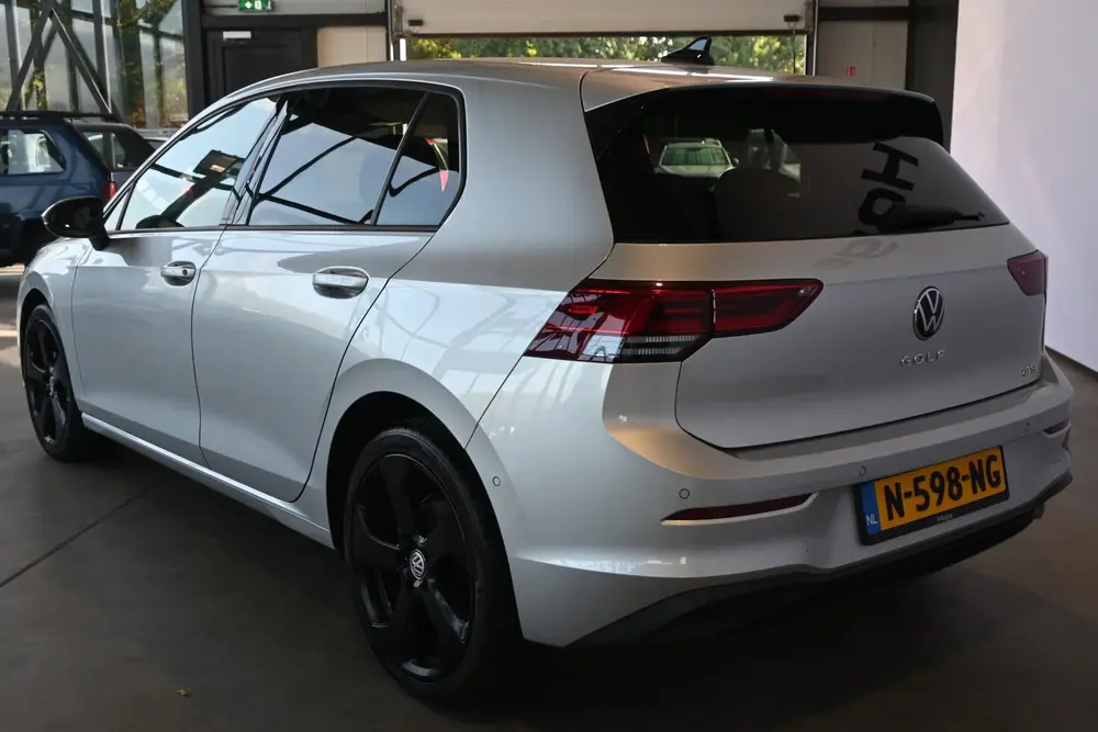 Volkswagen Golf 1.5 eTSI R-Line Automaat Clima Carplay Cruis uit 2020, foto 12