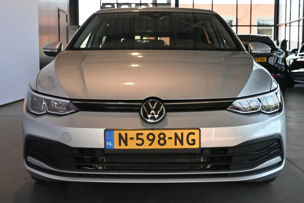 Volkswagen Golf 1.5 eTSI R-Line Automaat Clima Carplay Cruis uit 2020, foto 15