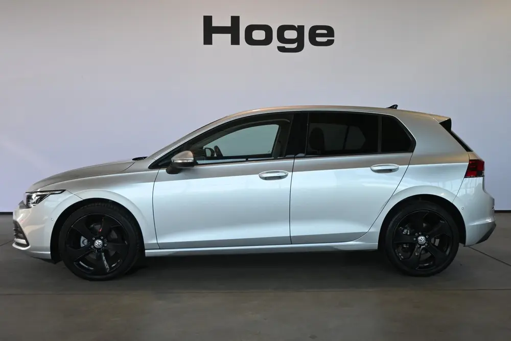 Volkswagen Golf 1.5 eTSI R-Line Automaat Clima Carplay Cruis uit 2020, foto 3