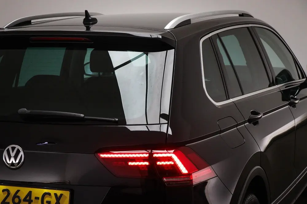 Volkswagen Tiguan 1.5 TSI ACT Highline | STOELVERWARMING | A uit 2020, foto 20