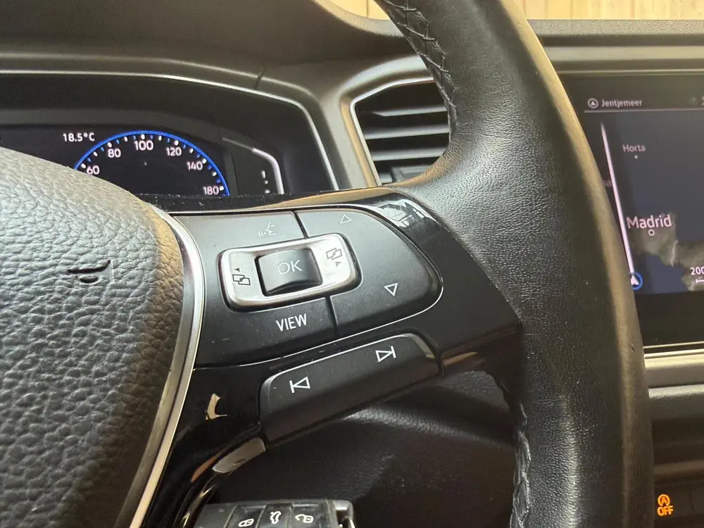 Volkswagen T-Roc 1.5 TSI Style Adaptieve cruise control | Cl uit 2021, foto 8