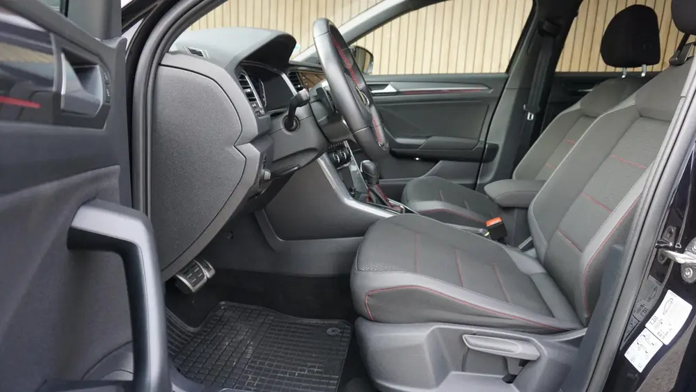 Volkswagen T-Roc 1.5 TSI 150pk DSG Sport Clima Keyless DAB V uit 2022, foto 7