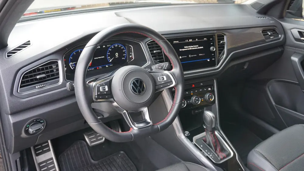 Volkswagen T-Roc 1.5 TSI 150pk DSG Sport Clima Keyless DAB V uit 2022, foto 9