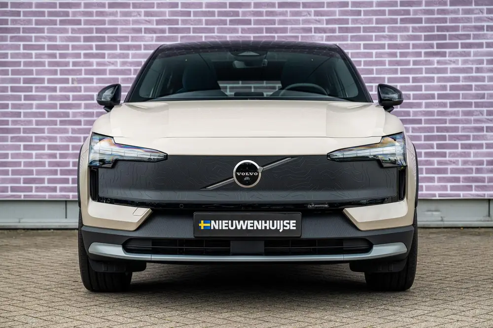 Volvo EX30 P5 Long Range Plus Europa 69 kWh uit 2026, foto 10