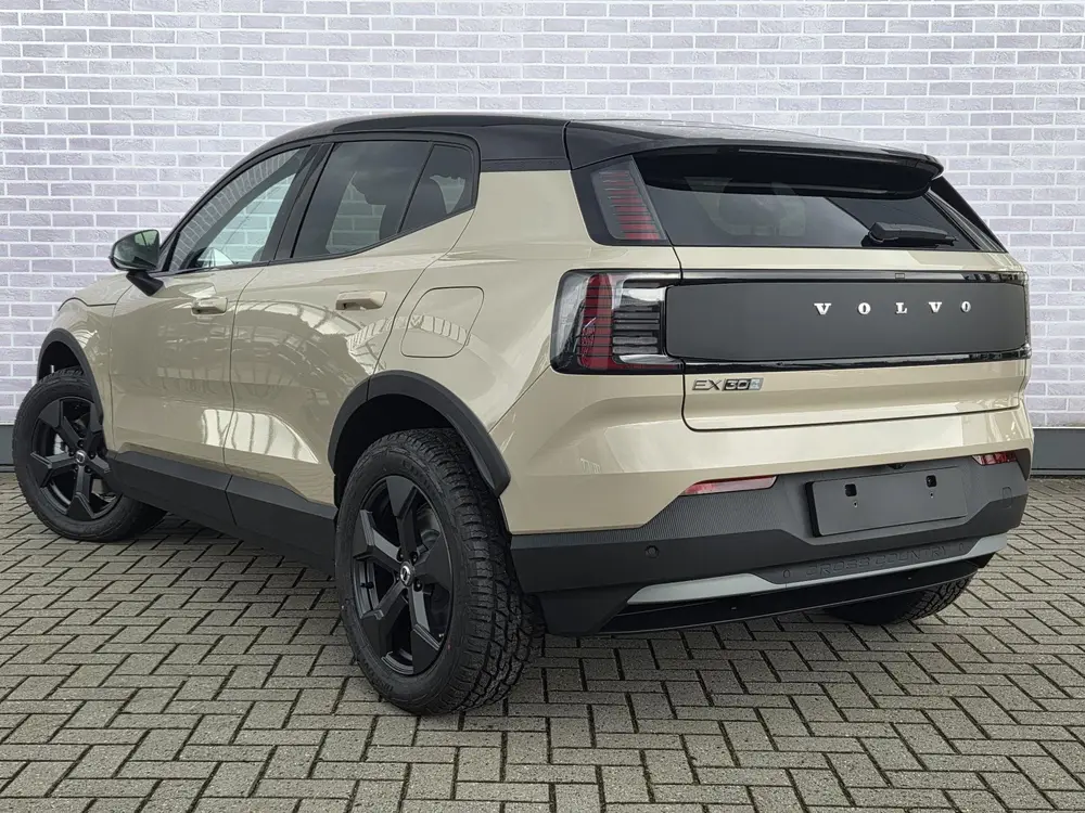 Volvo EX30 P5 Long Range Plus Europa 69 kWh uit 2026, foto 3