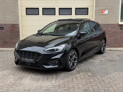 Ford Focus 1.5 ST-Line B&O Pano Line assist Dodehoekd uit 2019