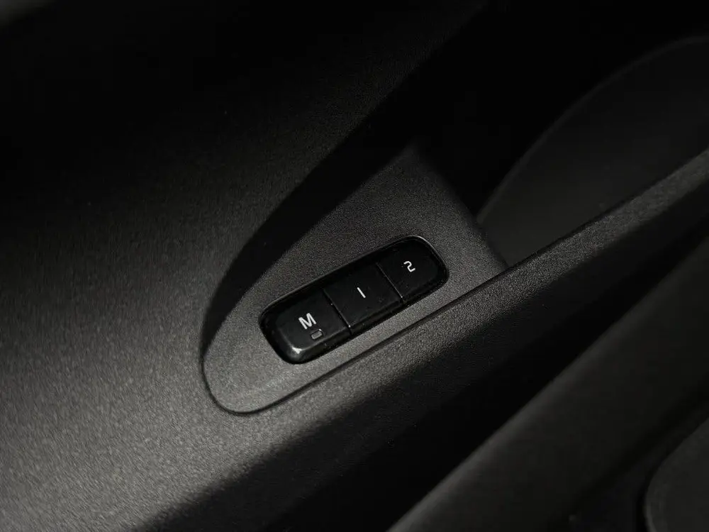 Polestar 2 Standard Range Single 64 kWh | Magnesium | WeaveT uit 2023, foto 10