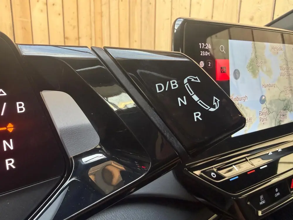 Volkswagen ID.3 Life 58 kWh Adpatieve cruise control | Apple uit 2021, foto 9