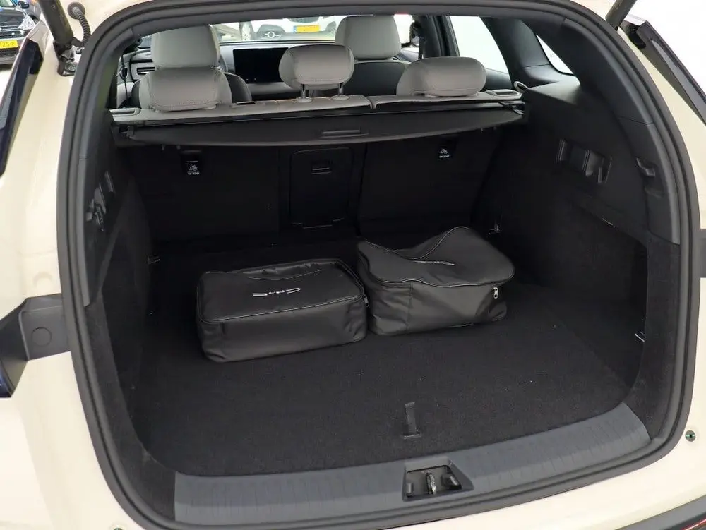 BYD Seal 6 1.5 DM-i Boost uit 2025, foto 17
