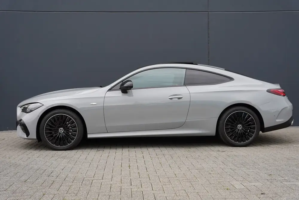 Mercedes-Benz CLE Coupé 300 e AMG |Pano|Burmester|Memory|36 uit 2025, foto 2