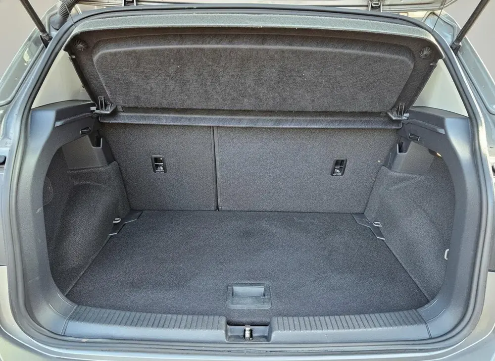 Volkswagen T-Cross 1.0 TSI DSG Life ADAPTIVE CRUISE TREKHAAK uit 2019, foto 14