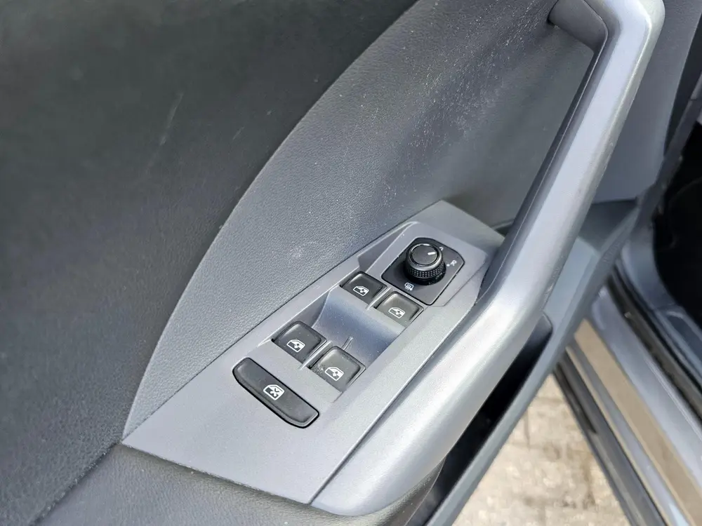 Volkswagen T-Cross 1.0 TSI DSG Life ADAPTIVE CRUISE TREKHAAK uit 2019, foto 7
