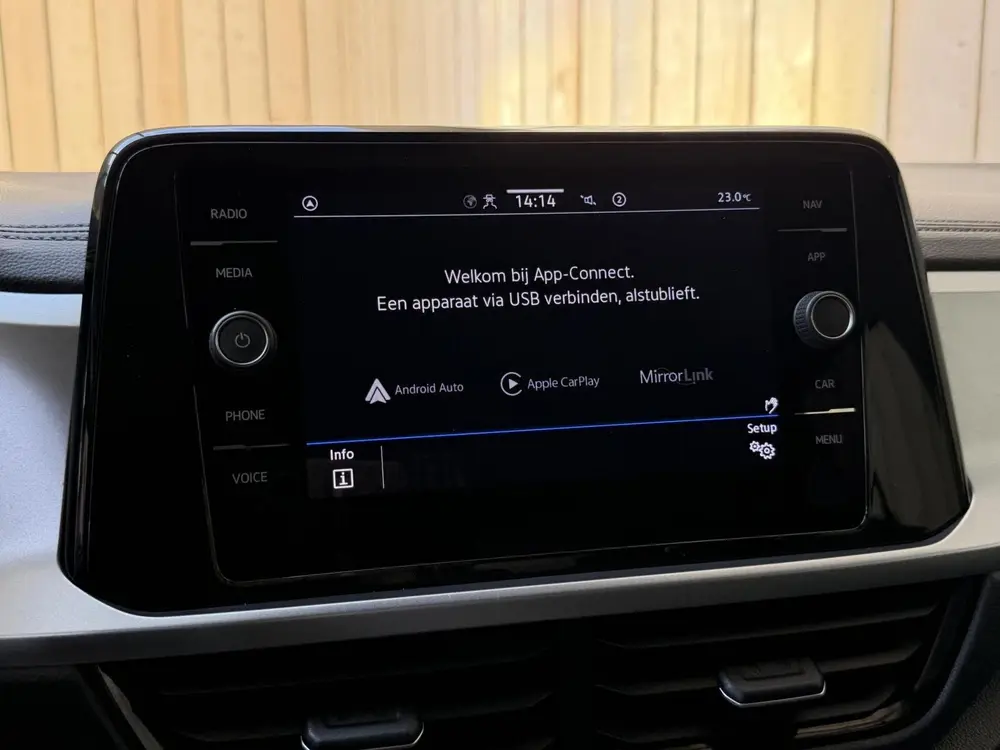 Volkswagen T-Roc 1.0 TSI Life 75 Edition Apple CarPlay/Andro uit 2022, foto 18