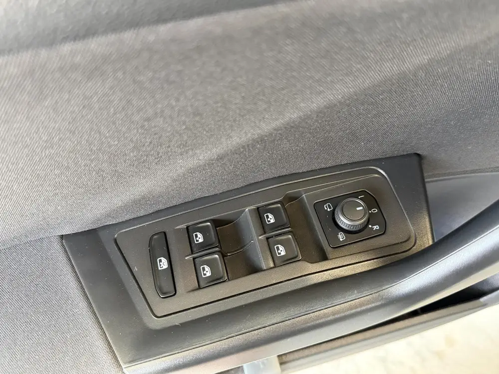 Volkswagen T-Roc 1.0 TSI Life 75 Edition Apple CarPlay/Andro uit 2022, foto 4
