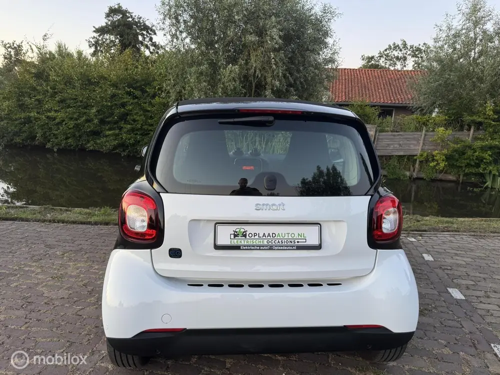 Smart ForTwo EQ 18 kWh | Automaat | Soh 94,3% uit 2023, foto 2