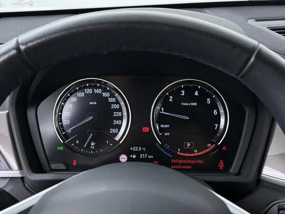BMW X1 sDrive20i Executive Edition X Line uit 2019, foto 3