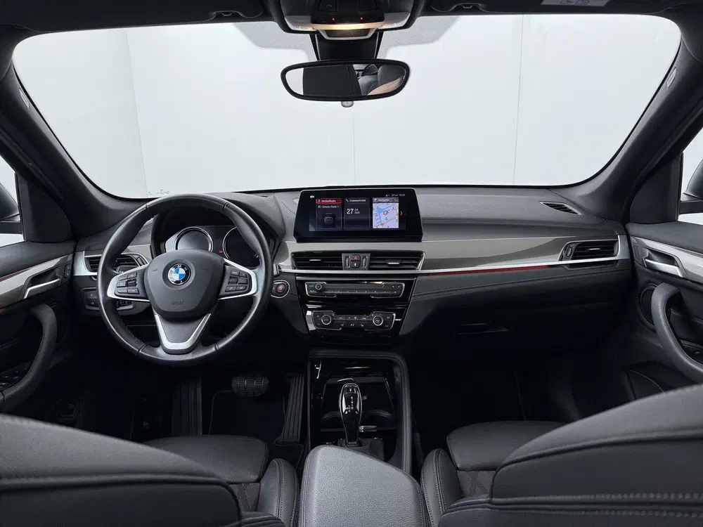 BMW X1 sDrive20i Executive Edition X Line uit 2019, foto 5