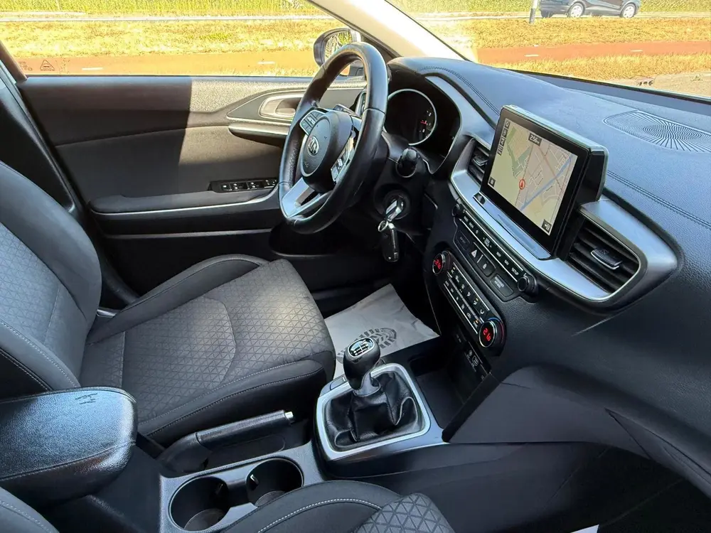 Kia Ceed Sportswagon 1.0 T-GDi DynamicLine/Navi/Camera/Carpl uit 2019, foto 14