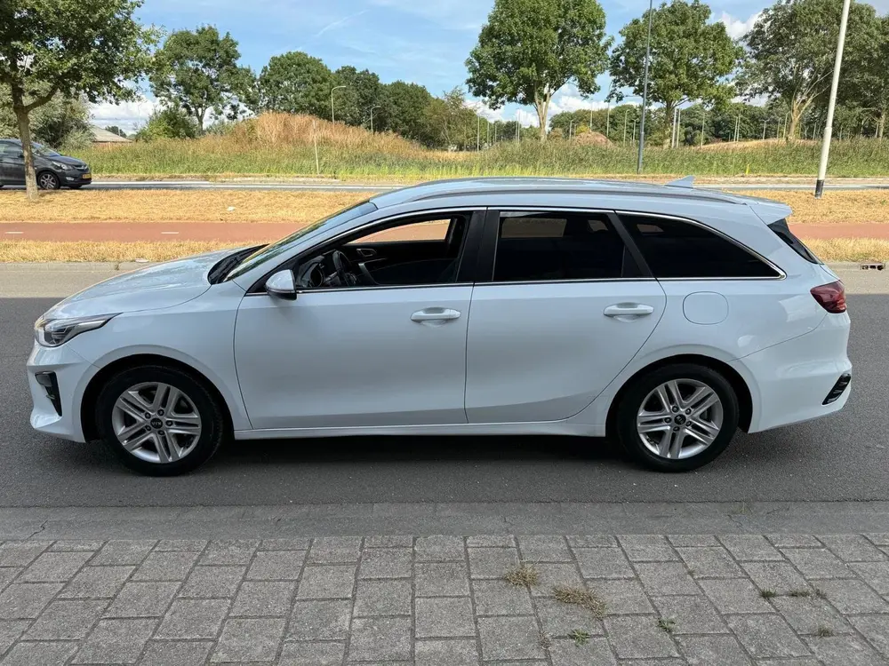 Kia Ceed Sportswagon 1.0 T-GDi DynamicLine/Navi/Camera/Carpl uit 2019, foto 3