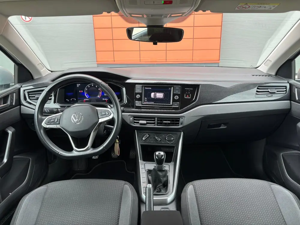 Volkswagen Polo 1.0 MPI 80pk 2022 Grijs uit 2022, foto 10