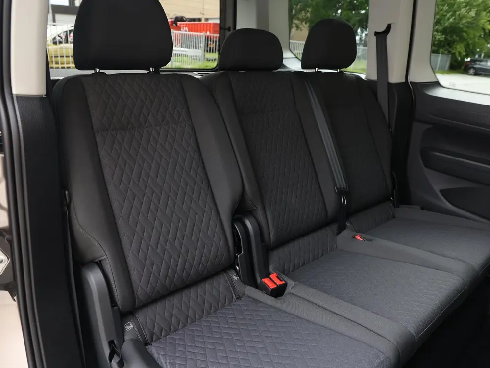 Volkswagen Caddy Combi Life 1.5 eHybrid 150 pk DSG Automaat uit 2026, foto 9