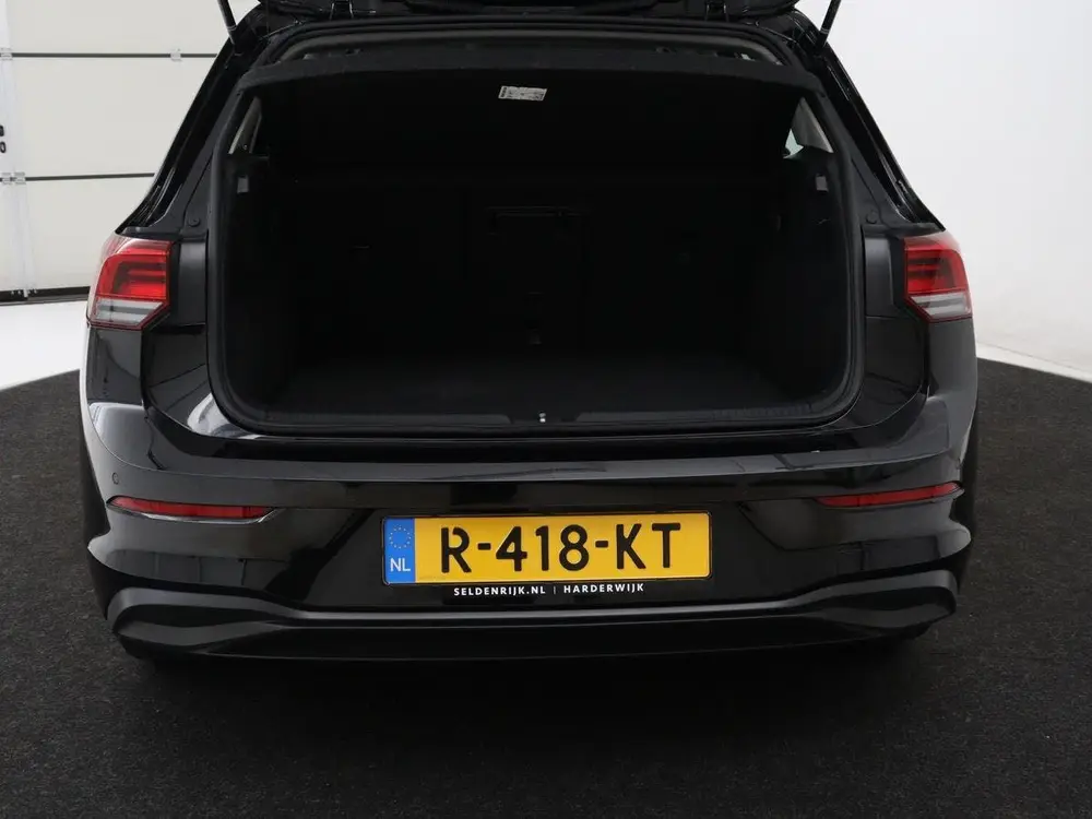 Volkswagen Golf 1.0 TSI Life | Carplay | Adaptive cruise | N uit 2022, foto 9